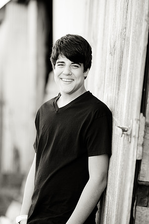 Logan (17 of 27)