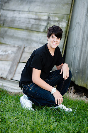 Logan (10 of 27)